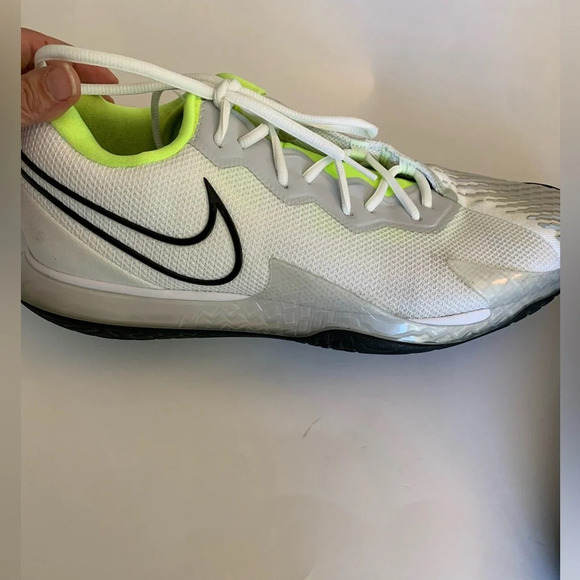 - Nike air zoom vapor cage tennis  and pickle ball shoes. Size 13 - Picture 10 of 15